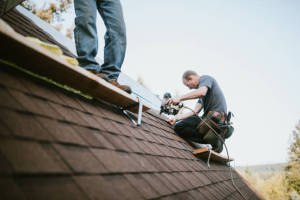 Local Roofers in Bloomingdale, MI